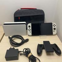 Nintendo Switch OLED Bianca