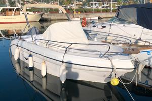 Ranieri Shadow 22 (2015) - Suzuki 200