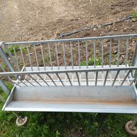 Mangiatoia Ovini e Caprini