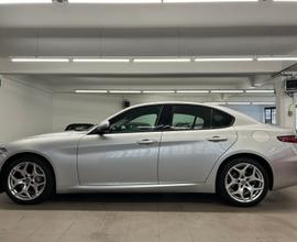 Alfa Romeo Giulia 2.0 Turbo 200 CV AT8 Executive