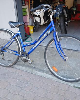 bici donna città Torpado cerchi da 28 usata 