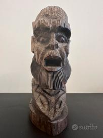 Scultura in legno intagliata a Mano Vintage