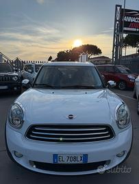 Mini Cooper Countryman 2.0 D Automatica