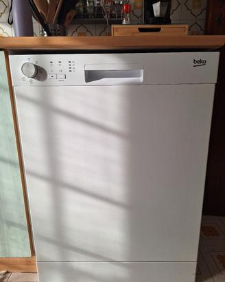 lavastoviglie Beko 13 coperti Roma sud - anagnina