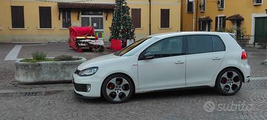 VOLKSWAGEN Golf 6ª serie - 2011