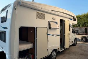Camper mansardato