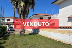 PORZIONE DI QUADRIFAMILIARE A ANZIO