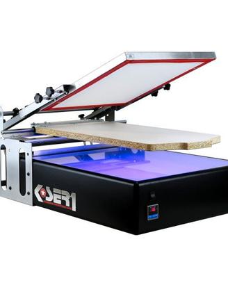 Macchina Serigrafica con espositore a lampade UV