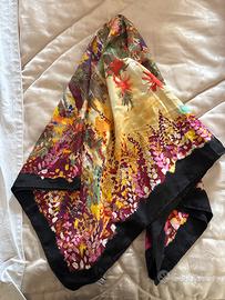 Foulard pura seta fantasia Ferragamo