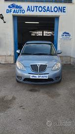 Lancia Ypsilon 1.3 MJT 75 CV Diva