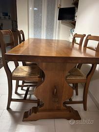 Tavolo fratino in noce e 4 sedie legno