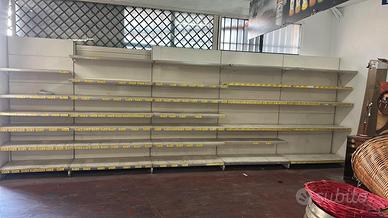 SCAFFALI SELF SERVICE/MURALI