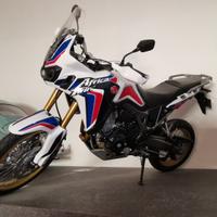 modellini statici di auto e moto in scala gr