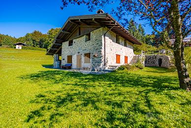 Esclusivo chalet con due appartamenti