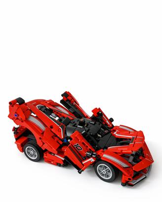 Ferrari FXX K LEGO Technic – Già montata. 