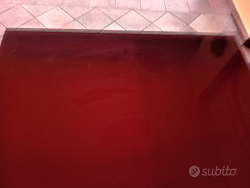 Tavolo cristallo rosso