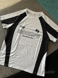 T-shirt Brooklyn bianca e nera – Taglia M