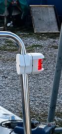 Staffa/supporto luci di via su tubo