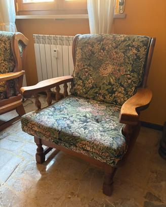 2 Poltrone in legno