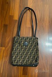 Bora Fendi tote bag