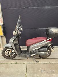 Kymco People One 125