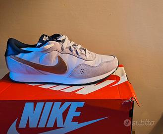 NIKE md valiant