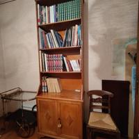 Libreria in stile neoclassico