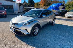Toyota C-HR 1.8 Hybrid E-CVT Business