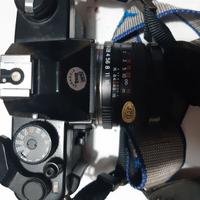 Yashica FX3 super 2000 con obiettivi borsa