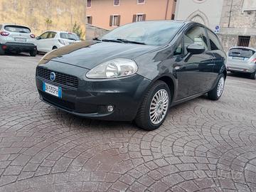 Grande Punto 1.3 Multijet - Autoca
