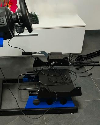 Postazione guida  Regolabile
