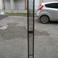 Torre porta CD in metallo portacd