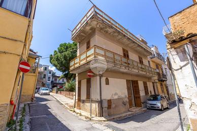 2 LOCALI A VILLABATE