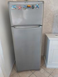 frigo indesit 