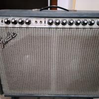 Amplificatore chitarra/basso valvolare Fender