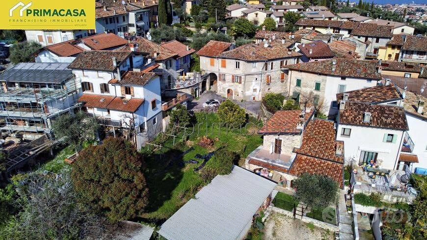 Rustico / Casale di 150 m² con 4 locali a Toscolan - Altro