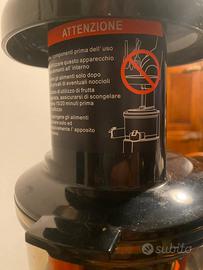 Centrifuga estrattore succhi