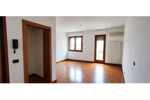 Appartamento ampio e luminoso con garage - borgo s
