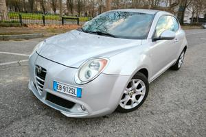 Alfa Romeo MiTo 1.6 JTDm 16V Distinctive Sport Pac