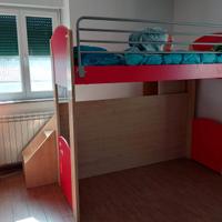 letto con scala porta oggetti bambino/a
