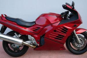 Suzuki RF 900 epoca