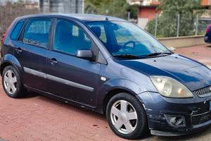 Utilitaria per città 