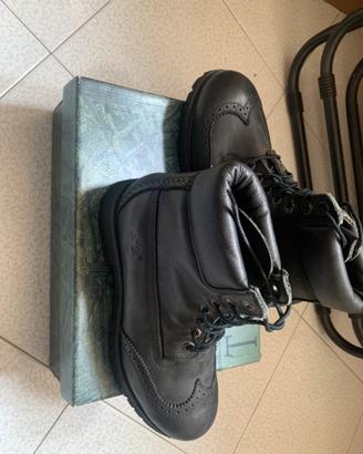 Scarponi timberland pelle