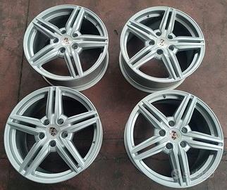 Cerchi Lega Porsche Cayenne 8,5 X 19 ET 58 5 X 130