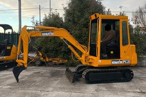 E273 - Escavatore Komatsu PC 25