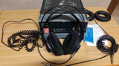 AKG K 240 MK II