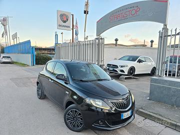 Lancia Ypsilon 1.0 FireFly 5 porte S&S Hybrid Ecoc
