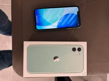 Iphone 11 64 gb di ram.