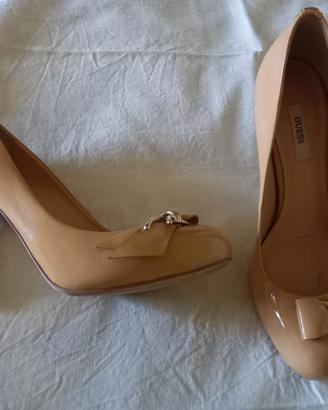 Decollete Guess