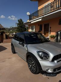 MINI Countryman John Cooper Works (JCW) ALL4